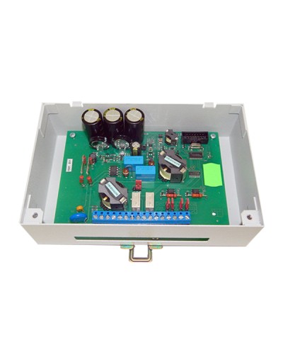 Блок распределения управления и сопряжения Тромбон БРУ-М30Д в Пятигорске Системы оповещения и управления эвакуацией Pintop.ru