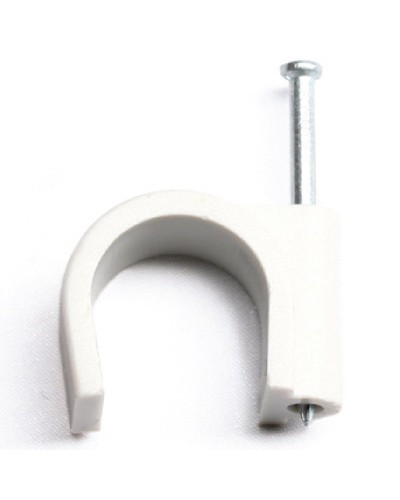 Скоба пластиковая с гвоздем, д.13 - 14мм DKC 51900 в Пятигорске Крепежные изделия Pintop.ru