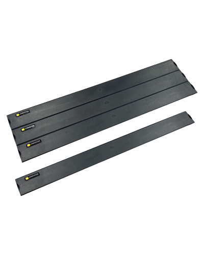 19 пластиковая фальш-панель 4U, разделяемая, быстросъемная, черная LANMASTER LAN-CB-FPP-4U в Пятигорске Аксессуары для стоек и шкафов Pintop.ru