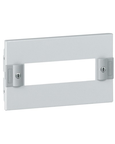 Панель лицевая Legrand 020304 в Пятигорске Аксессуары для стоек и шкафов Pintop.ru
