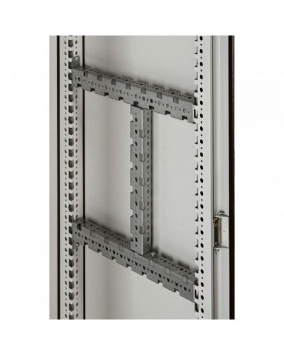 Набор траверсов Legrand 020532 в Пятигорске Аксессуары для стоек и шкафов Pintop.ru