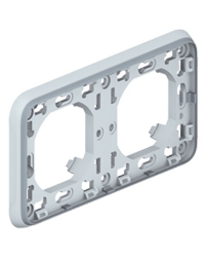 Рамка с суппортом для встроенного монтажа Plexo Legrand 069683 в Нальчике Аксессуары для кабель-канала Pintop.ru
